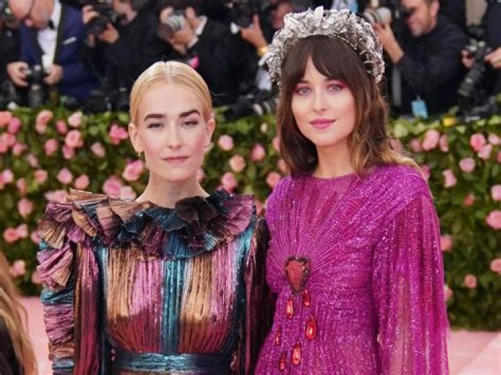 Are Ashley and Dakota Johnson Related? | Who are Dakota Johnson and Ashley Johnson?